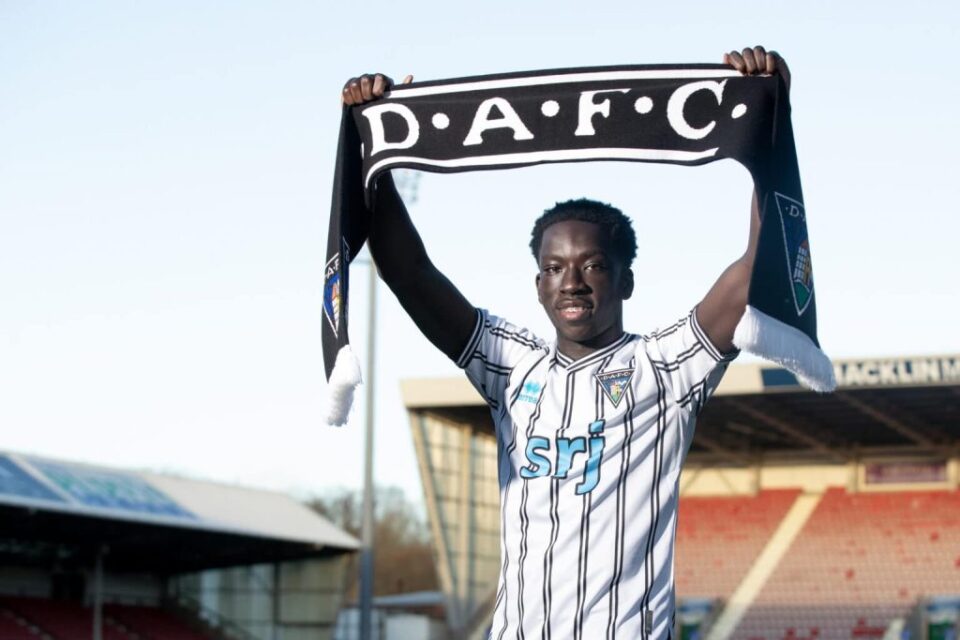 dunfermline-snap-up-ghanaian-kid-ephraim-yeboah-on-loan