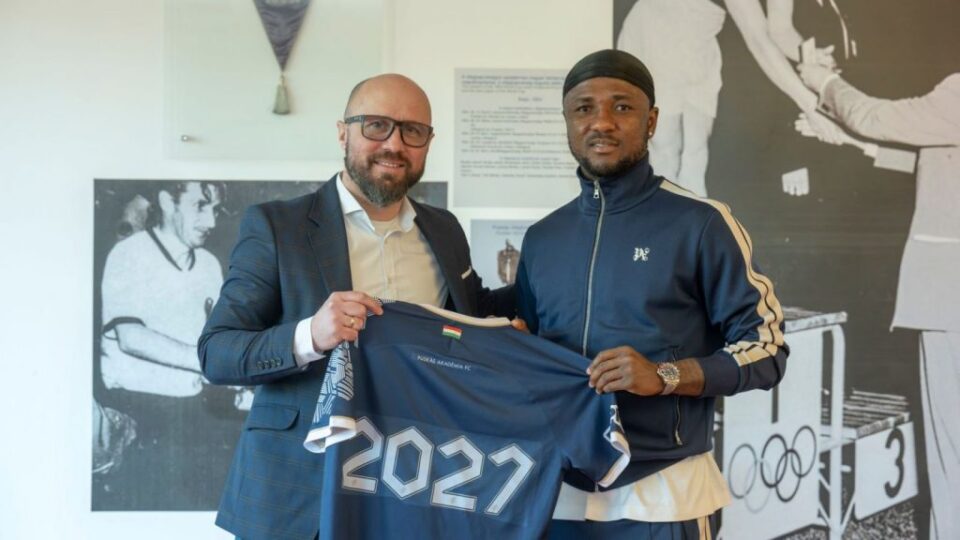 ghanaian-striker-joel-fameyeh-joins-puska¡s